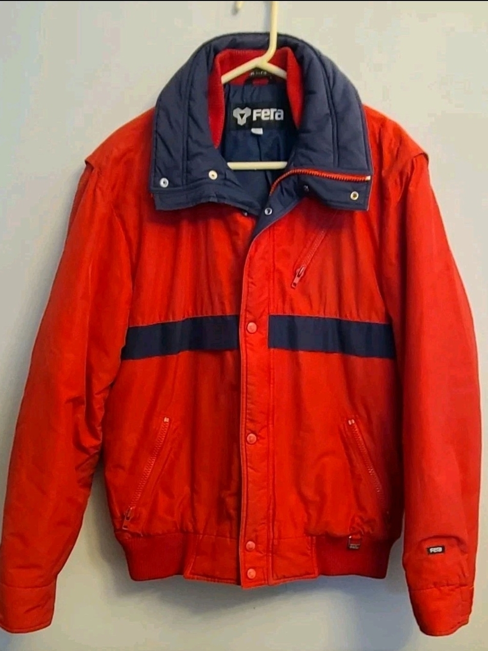 FERA Men’s Ski Jacket Red Blue Zip Up Winter Snow Size LARGE VINTAGE